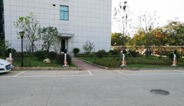 南昌國防科技大廈戶外交流充電樁項目案例